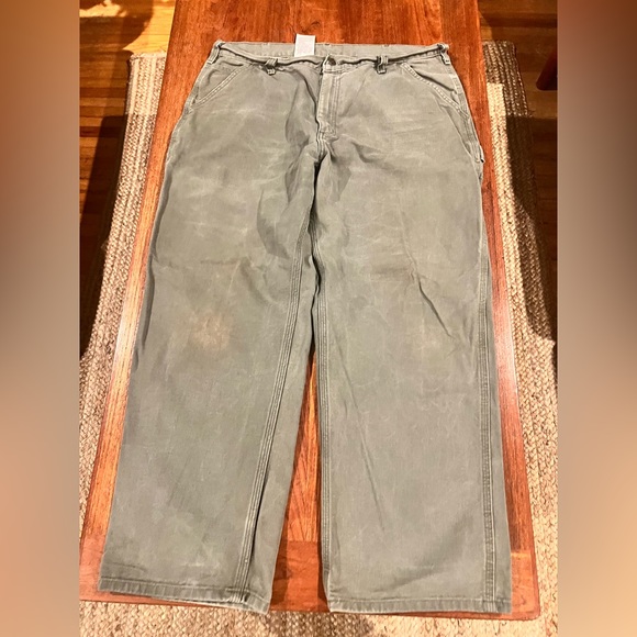 Carhartt men’s 38x30 but likely fitting smaller Dungaree fit, - Picture 1 of 7